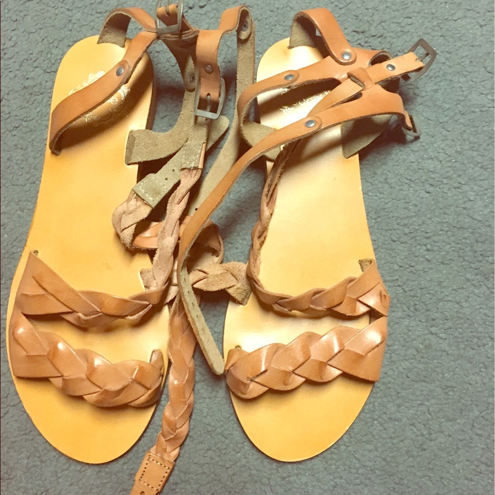 Leather sandals