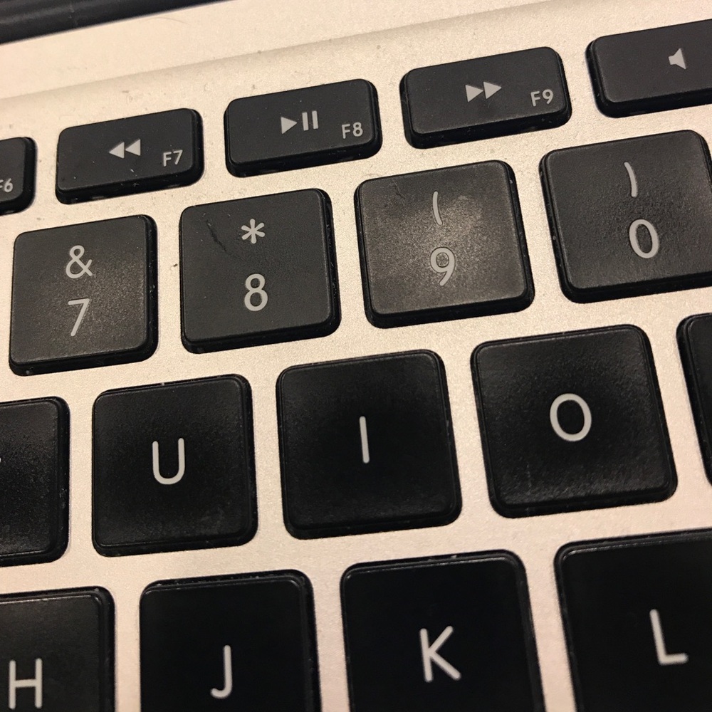 Meet your Posher, Lauren