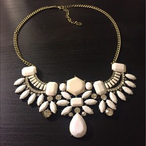 Statement necklace