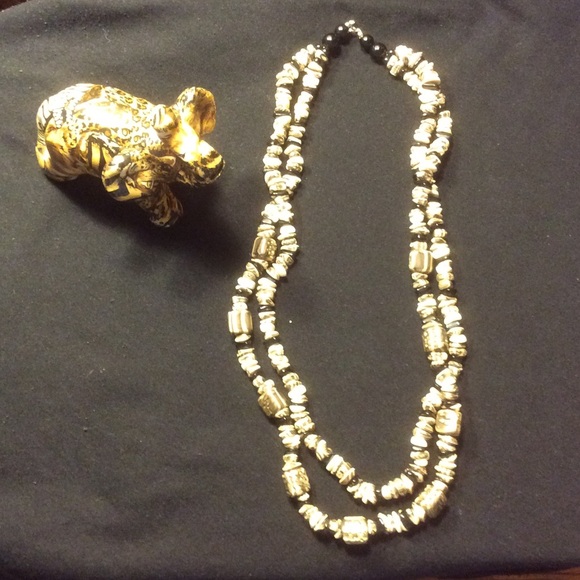 Sold Tribal Double Strand Beaded Necklace Brown - Picture 4 of 8