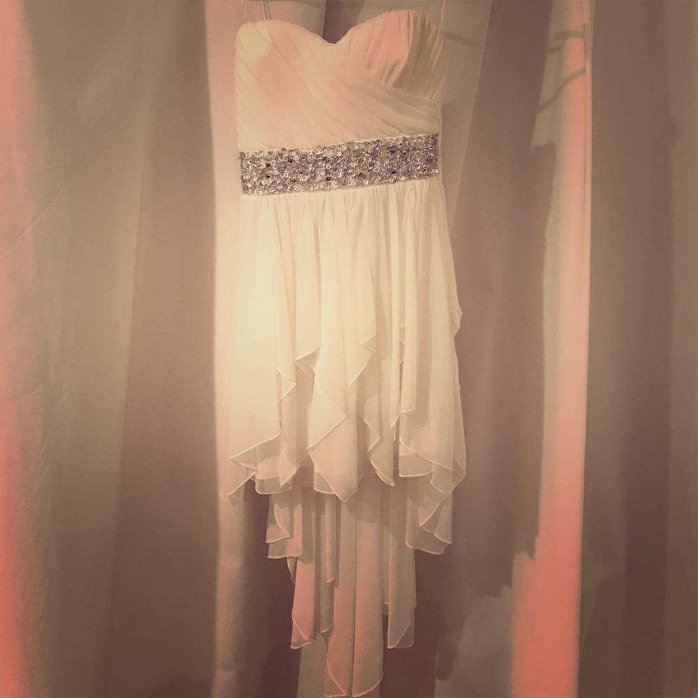 White high-low strapless dress with sequin band