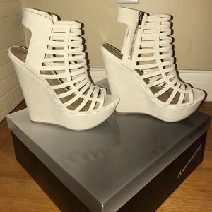 Caged Wedges