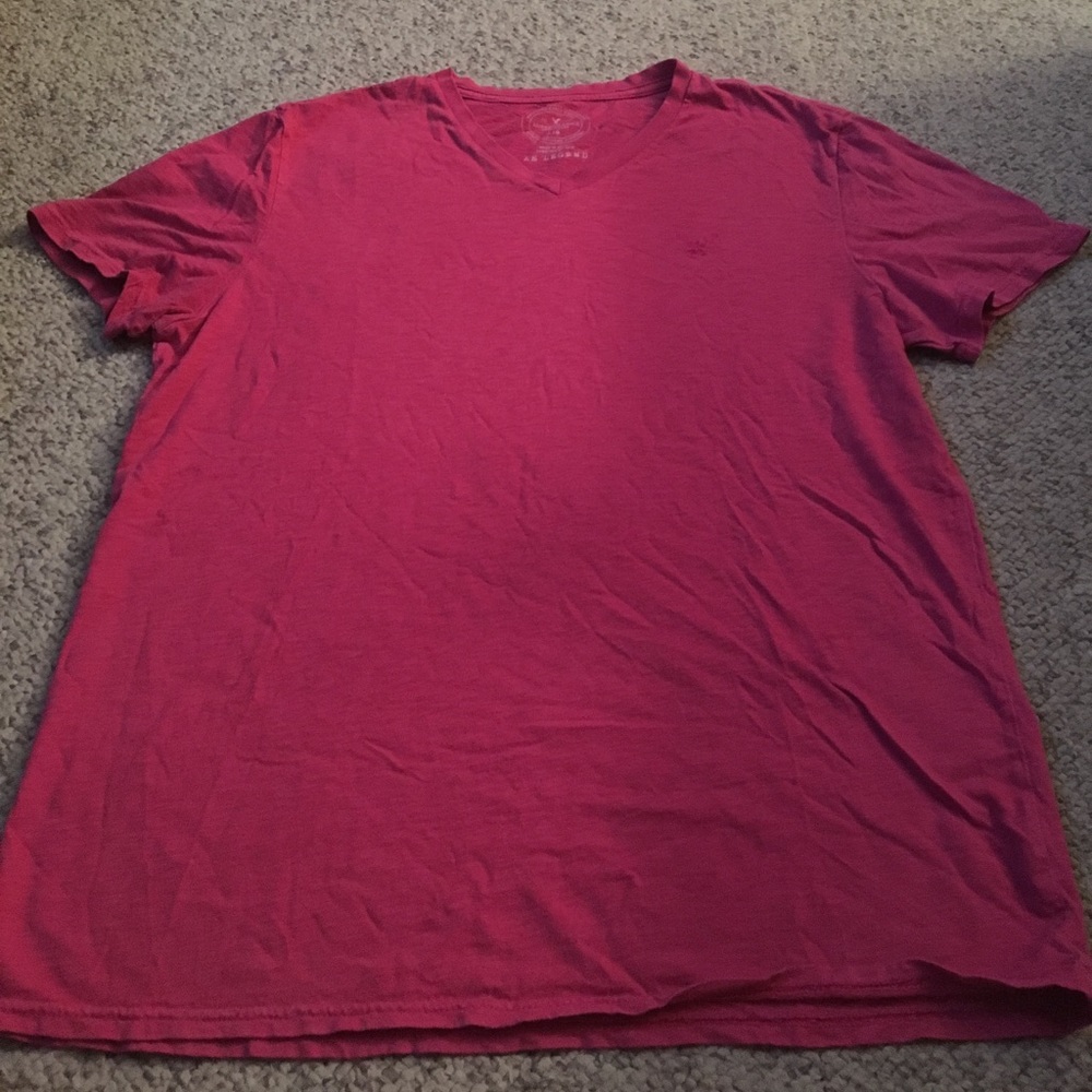 American Eagle v neck