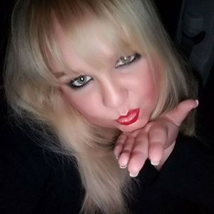 Meet your Posher, Kerri jo