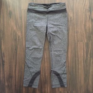 LuluLemon cropped leggings
