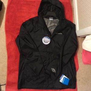 Waterproof breathable Sean sealed Omni tech w/hood