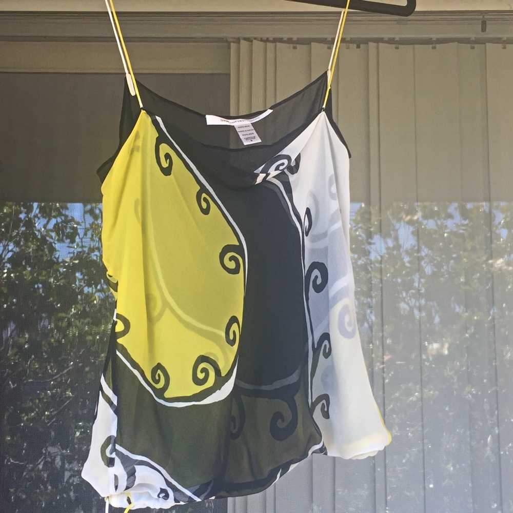 Diane von Furstenberg "Riza" Silk Top Size 8