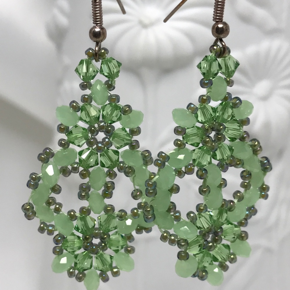 🎉🎉Host Pick🎉🎉Beaded Earrings