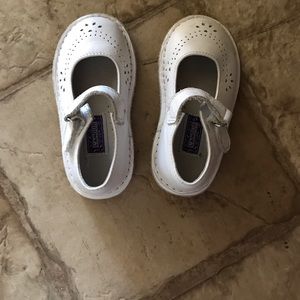 Toddler Mary Jane like shoes