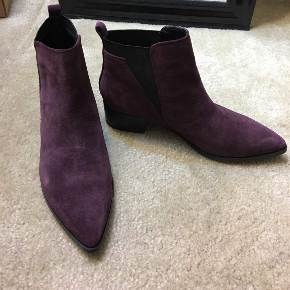 Marc Fisher mflGNITE