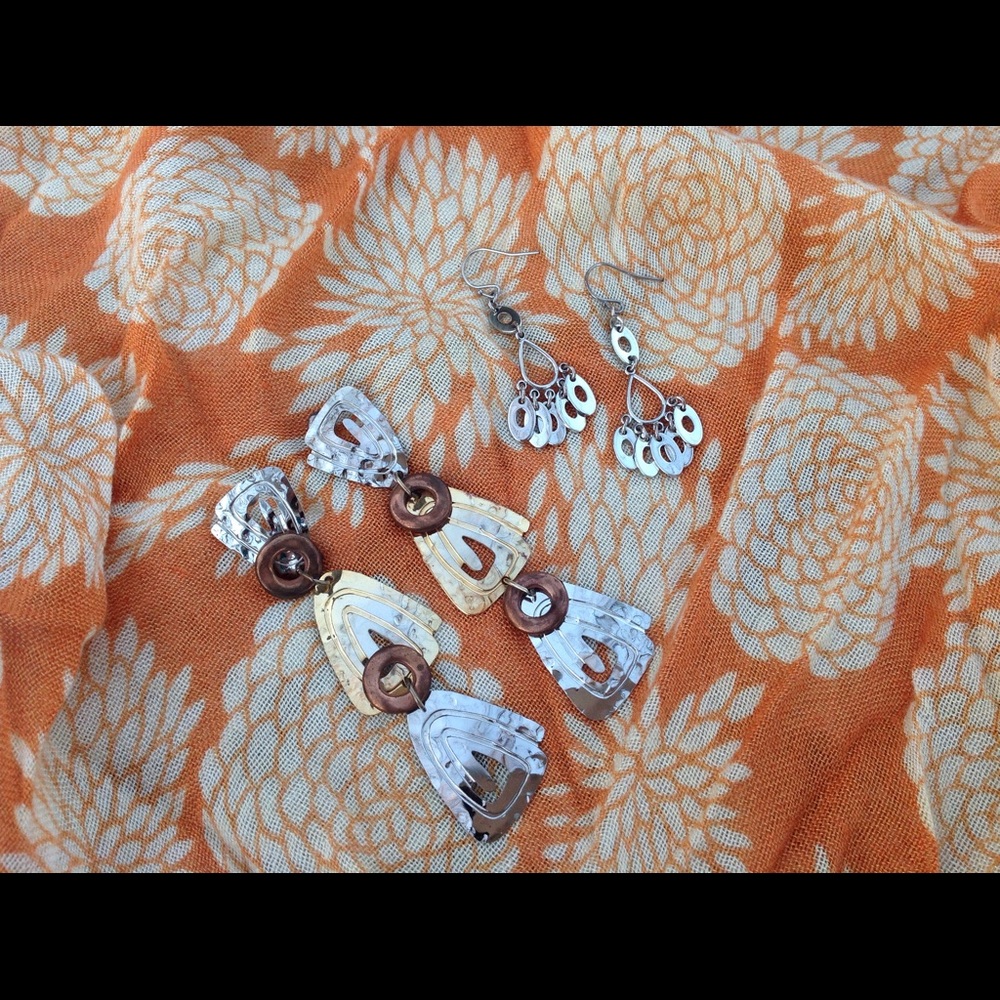 2 Pairs Earrings