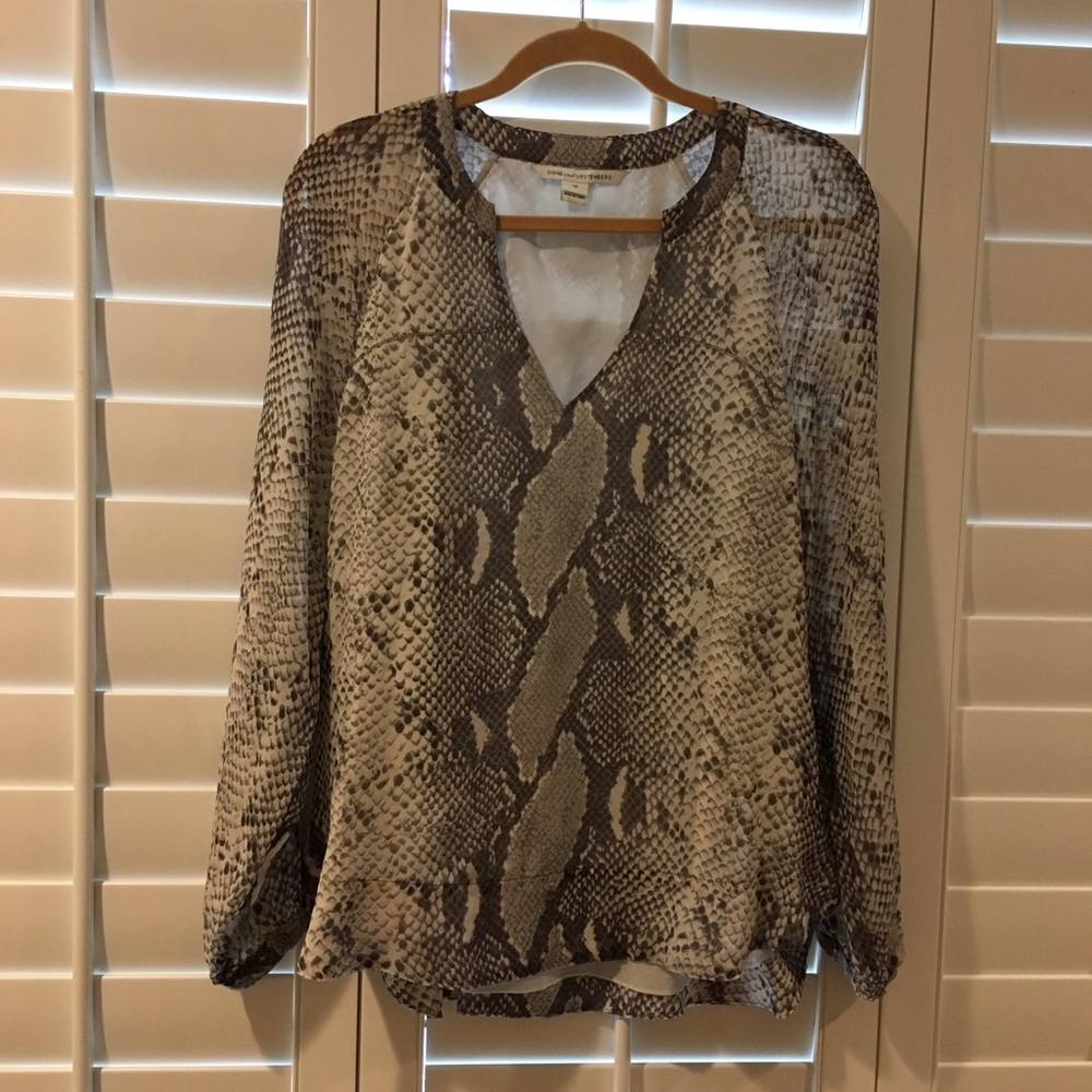 Diane von Furstenburg Maiko Silk Top