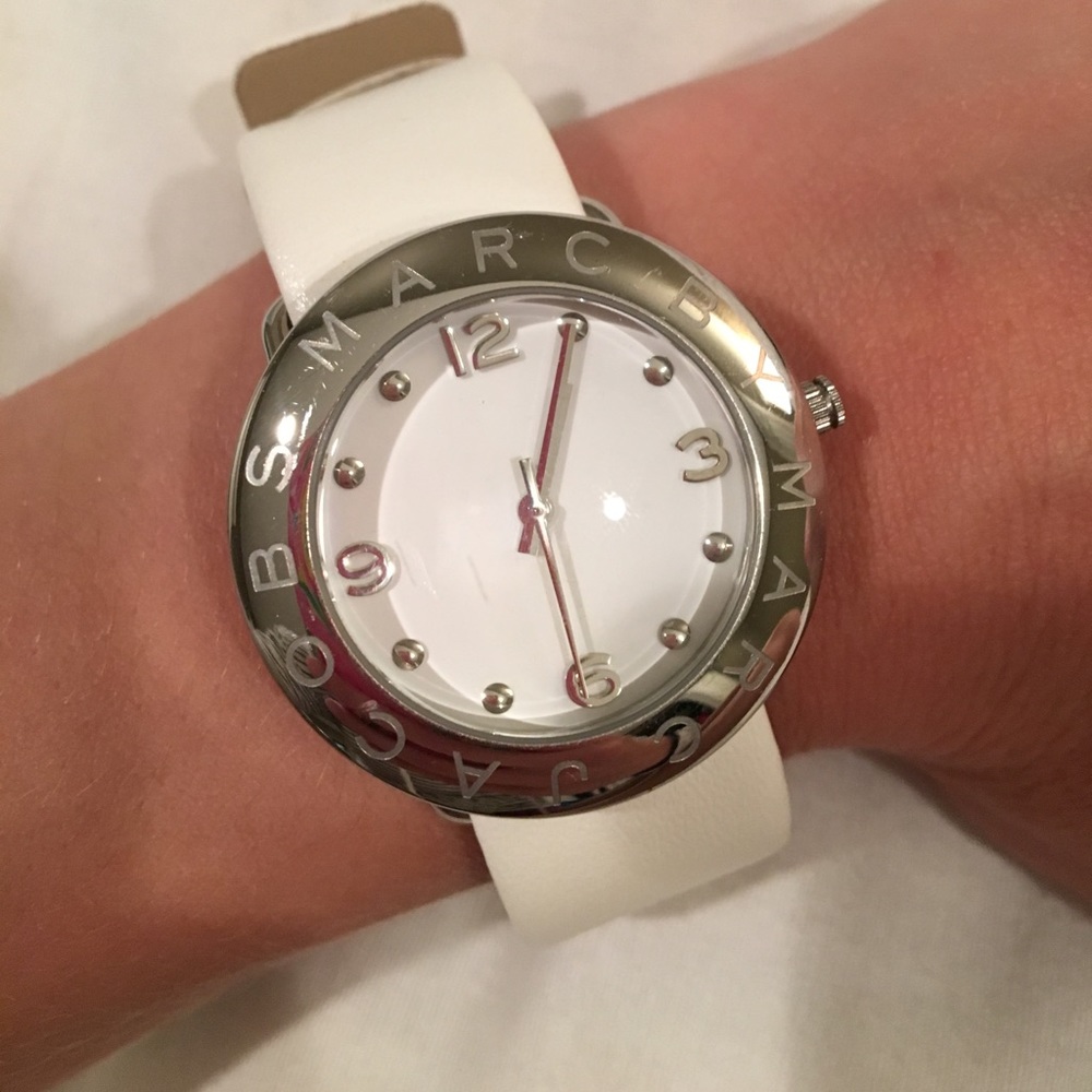 Marc Jacobs Amy White and Silver Leather Watch