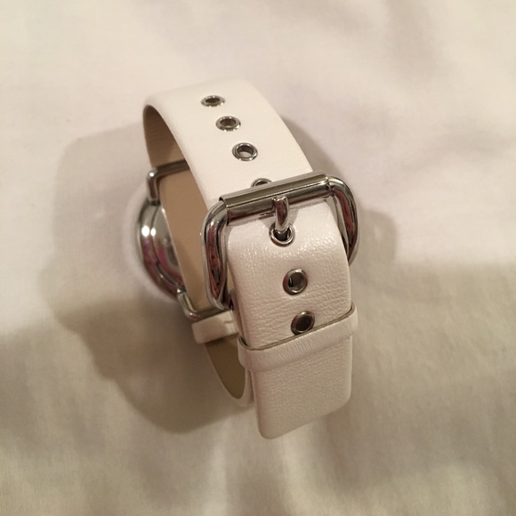 Marc Jacobs Amy White and Silver Leather Watch - Picture 3 of 4
