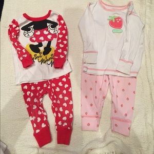 LOT of 2 Baby Girl PJs Loved & Cute Size 9-12 mon