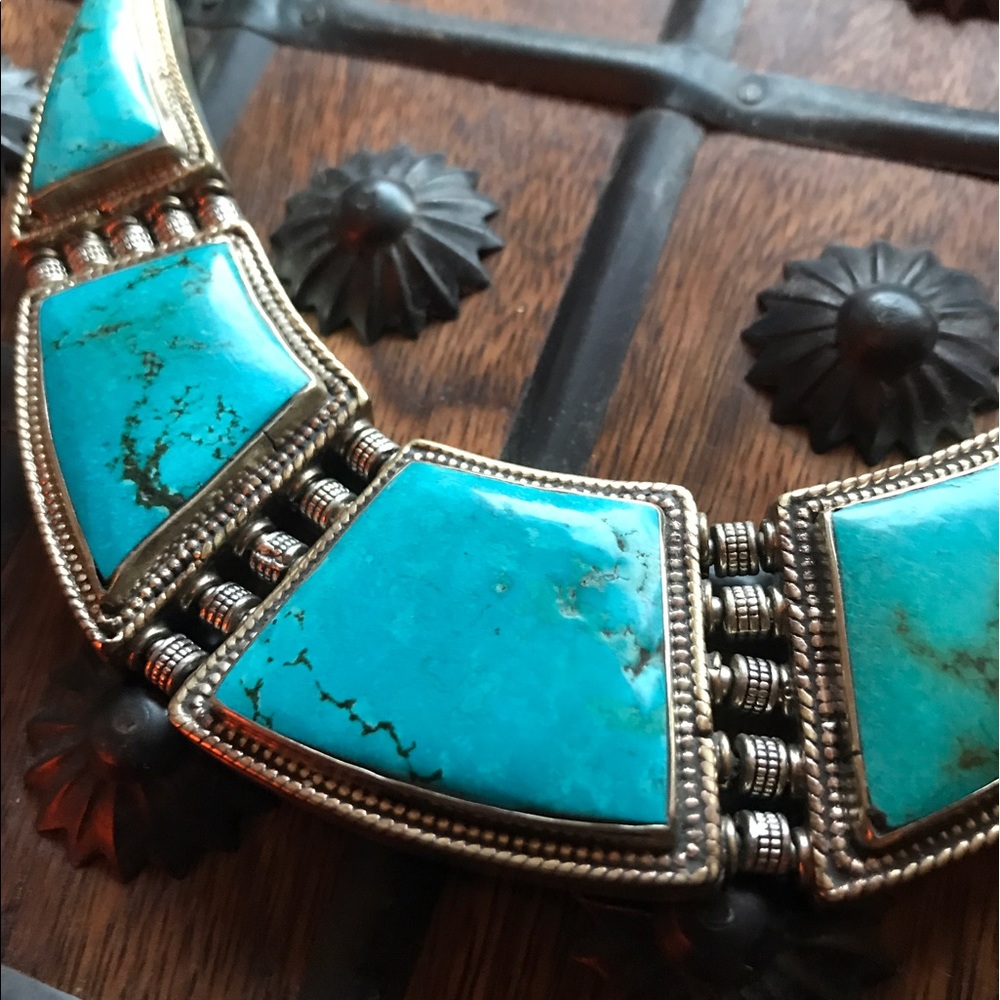 Vanessa Mooney Bib Style Turquoise Necklace - Picture 3 of 4