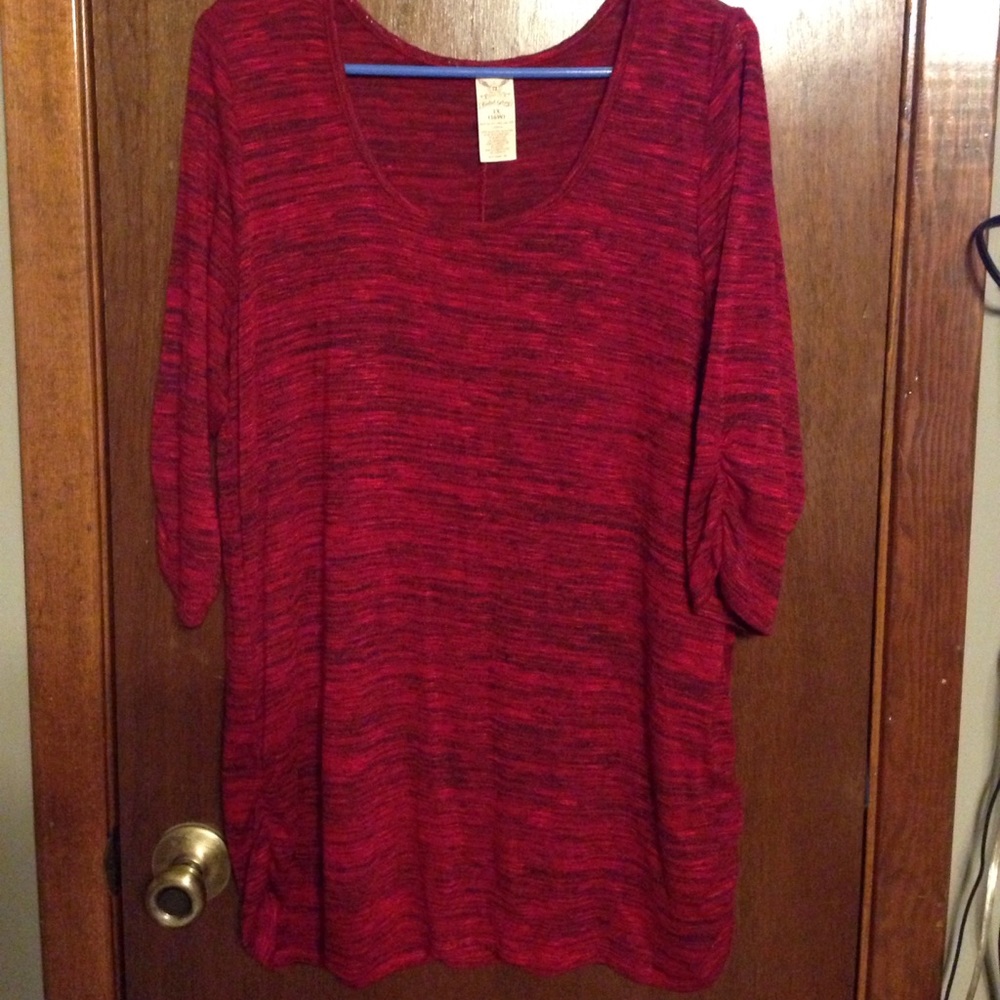 Red 3/4 Sleeve Sweater