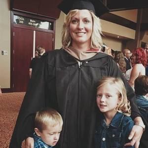 Meet your Posher, Cortney