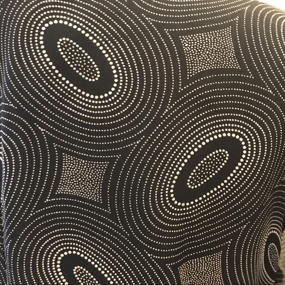 Women’s Oval Front Tie Dress Size 16 - Picture 6 of 6