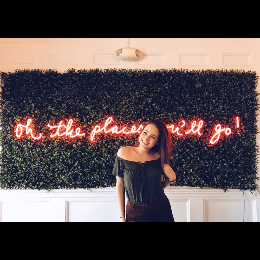 Meet your Posher, Macy