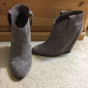 Steve Madden Sami Booties