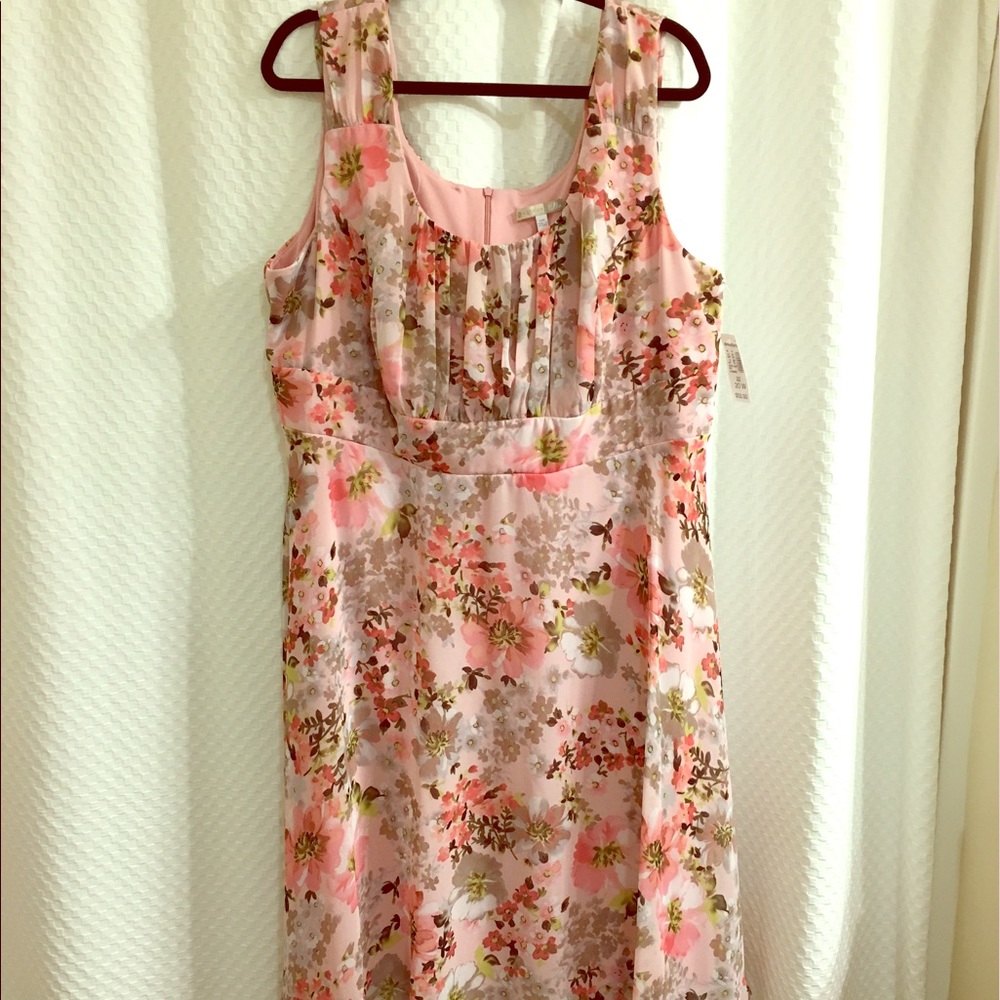 Gorgeous floral dress