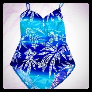 👙💙 Swimsuit NWT by Christina Swimwear