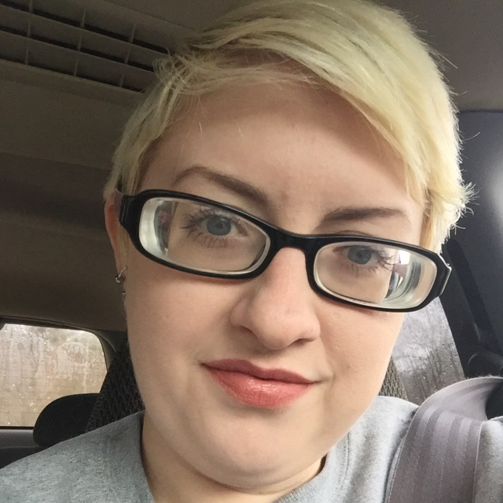 Meet your Posher, Whitney