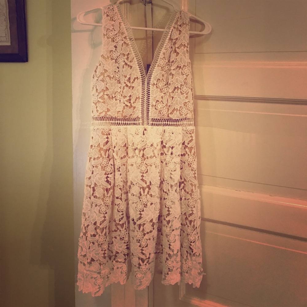 White lace dress!