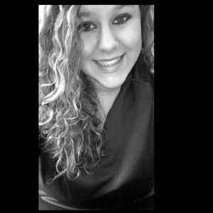 Meet your Posher, Ashlee