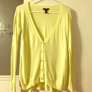 Gap sweater