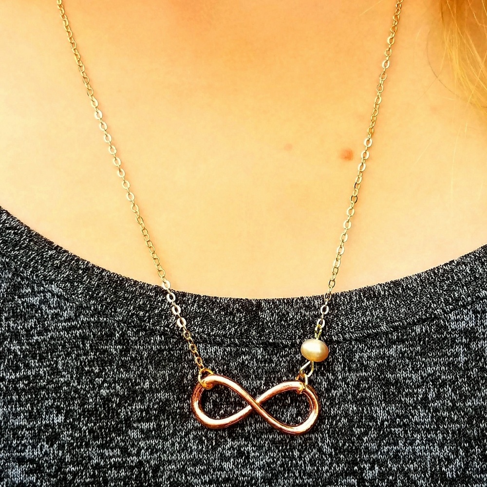 Freshwater Pearl Rose Gold Infinity Necklace