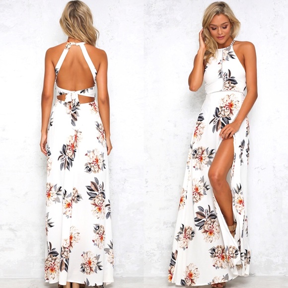 ✨ Open Back White Floral Halter Maxi Dress - Picture 3 of 5