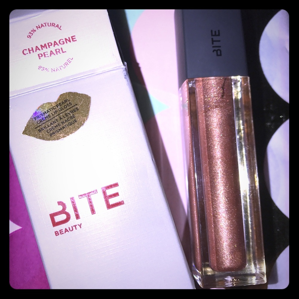 NEW••BITE BEAUTY CHAMPAGNE PEARL PRISMATIC GLOSS