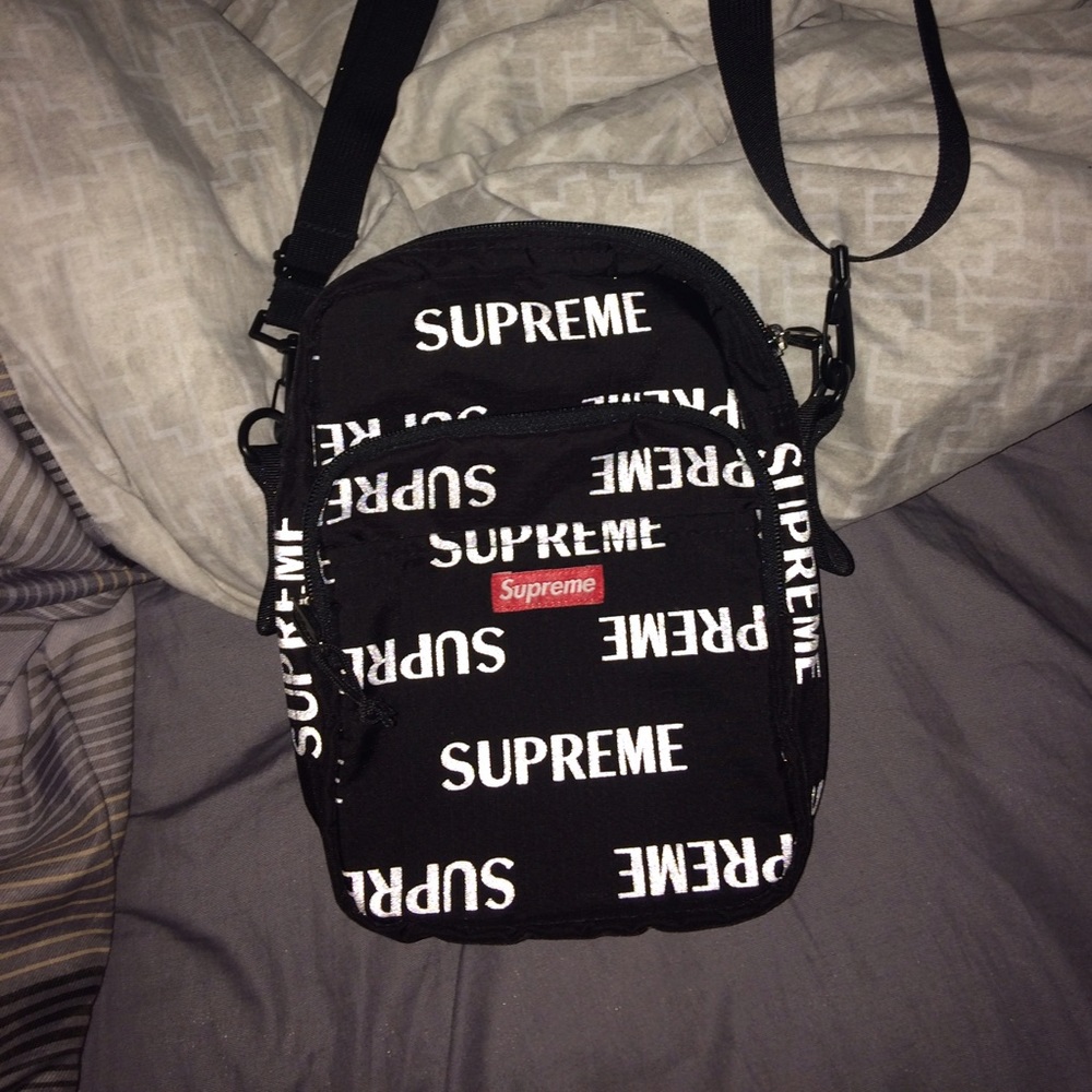 Supreme (3m) Shoulder Bag
