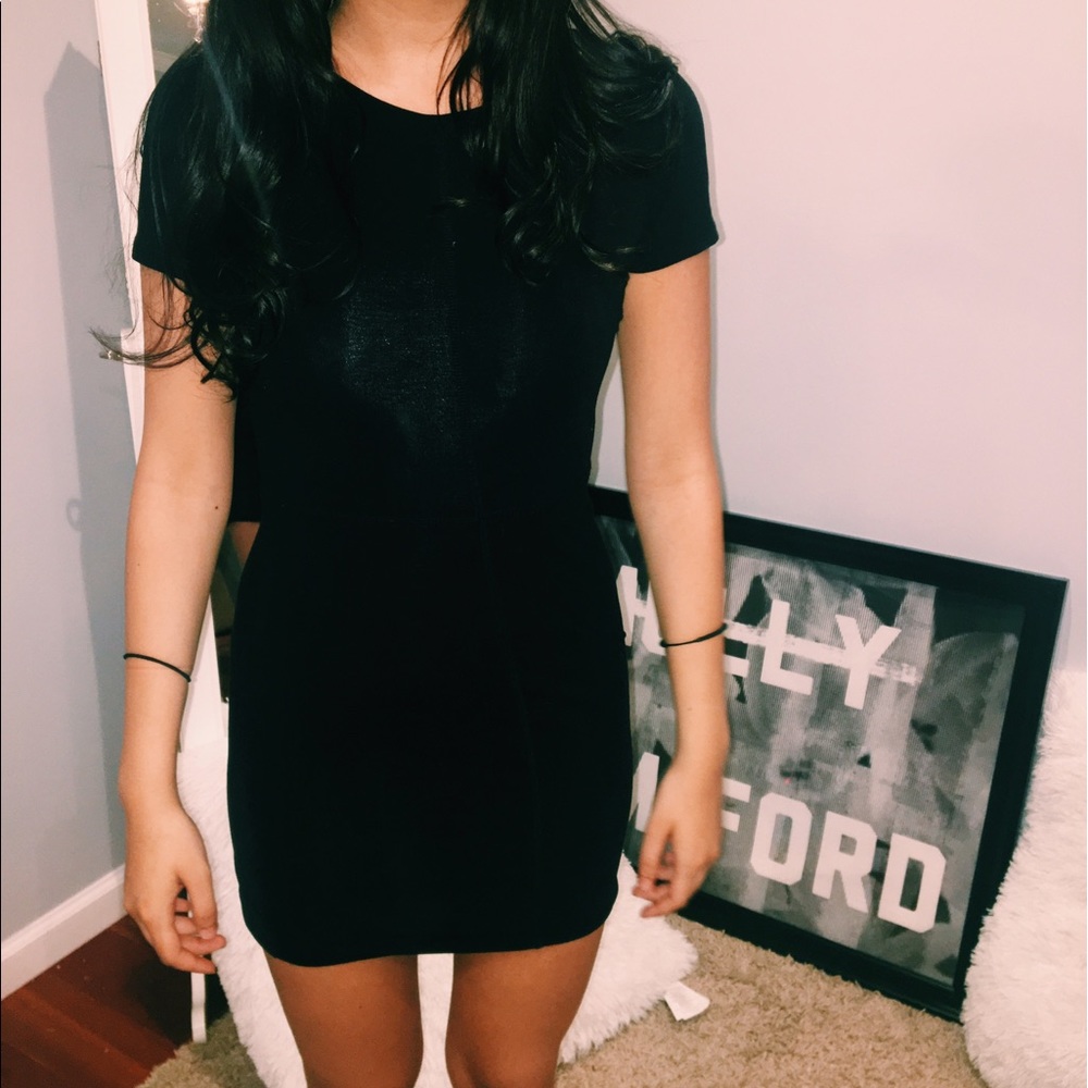 bodycon black dress mini