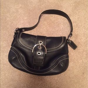 COACH Black leather shoulder bag purse authentic