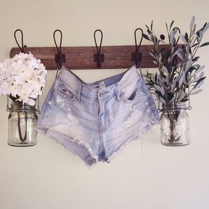 Hollister High-Waisted Shorts