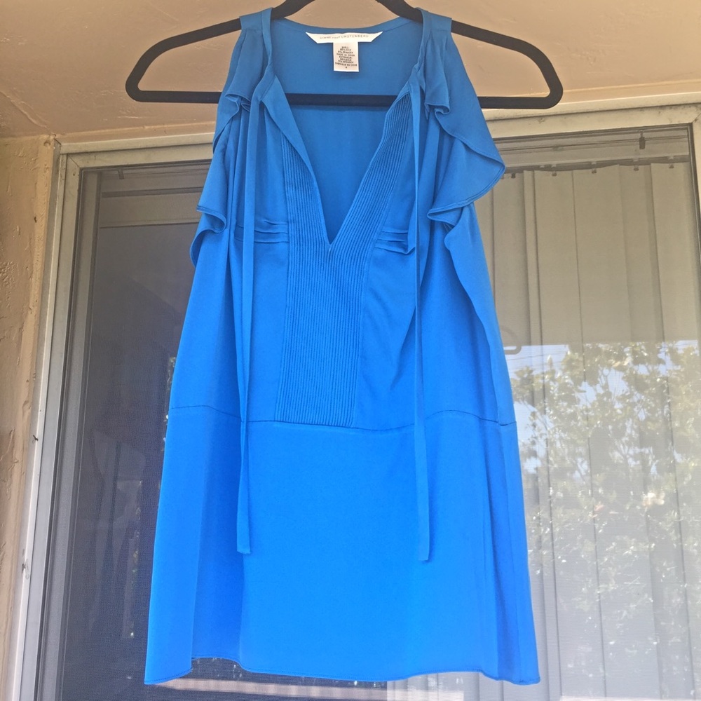Diane von Furstenberg "Berit Top" Blue Silk Size 8