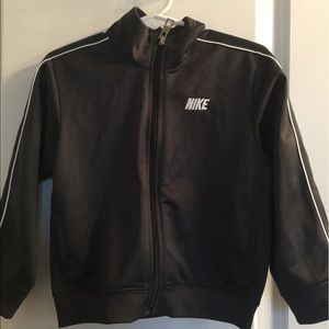 NWOT. Boys Nike Jacket. Charcoal Grey. 24m.