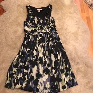 Sleeveless dress