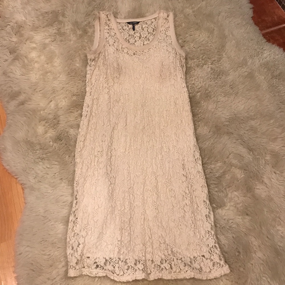 Sleeveless dress