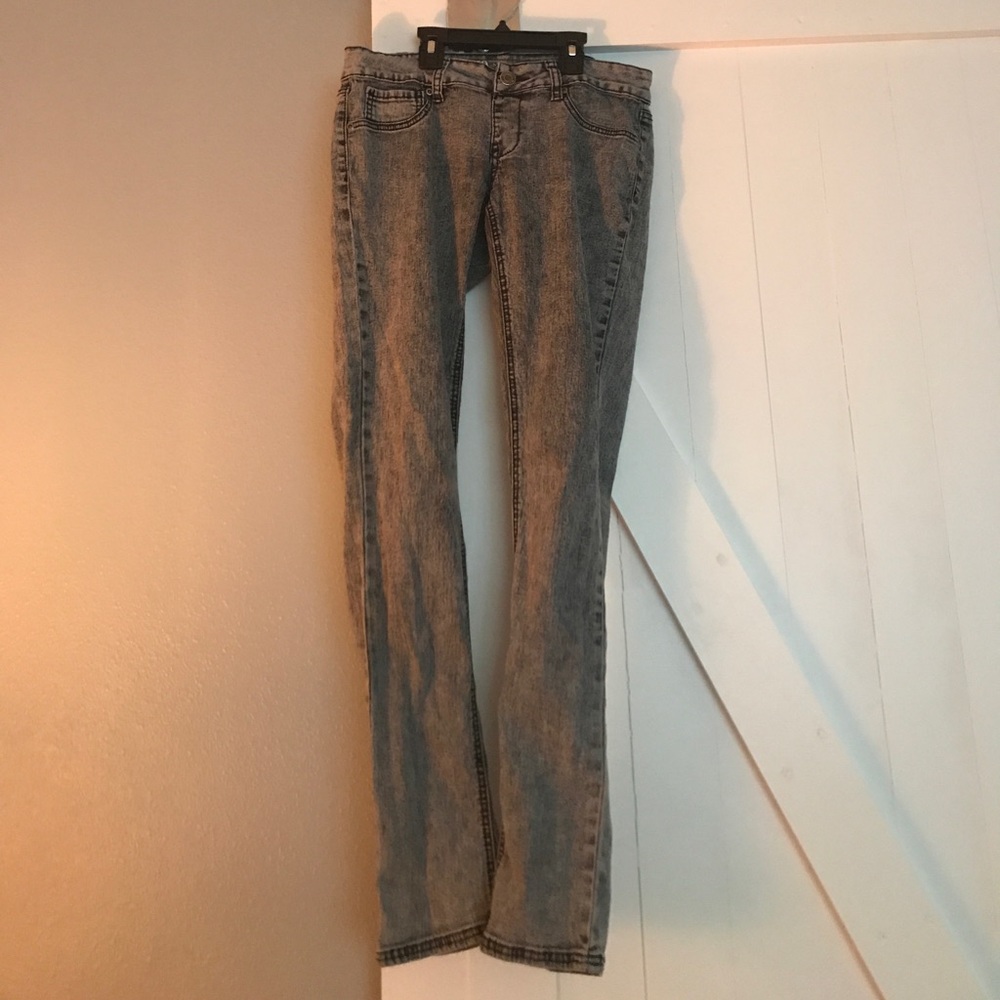 Gray Basic Straight Leg Jeans - image 1