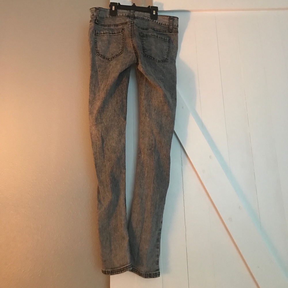 Gray Basic Straight Leg Jeans - image 4