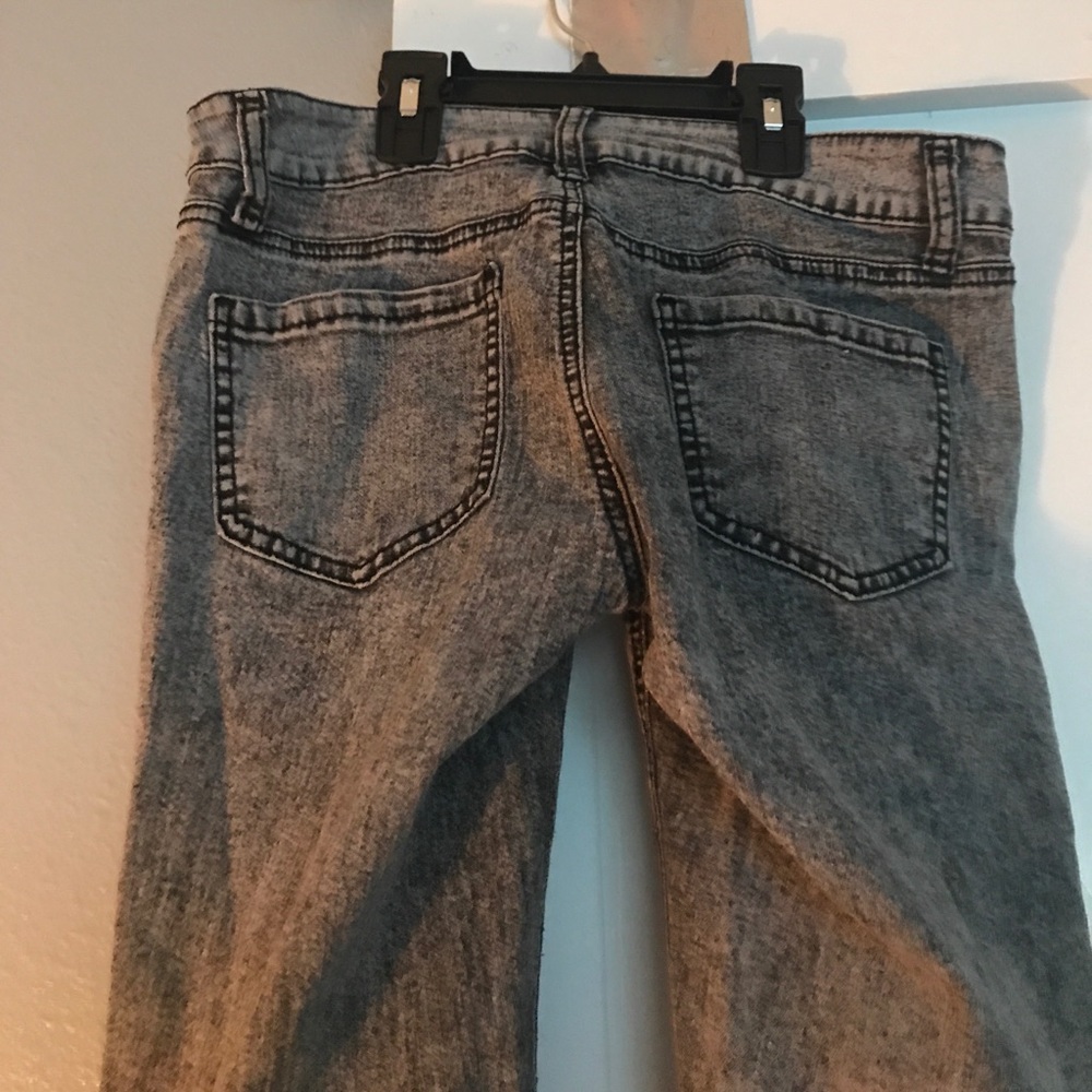 Gray Basic Straight Leg Jeans - image 5