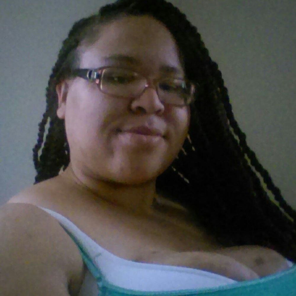 Meet your Posher, Whitney