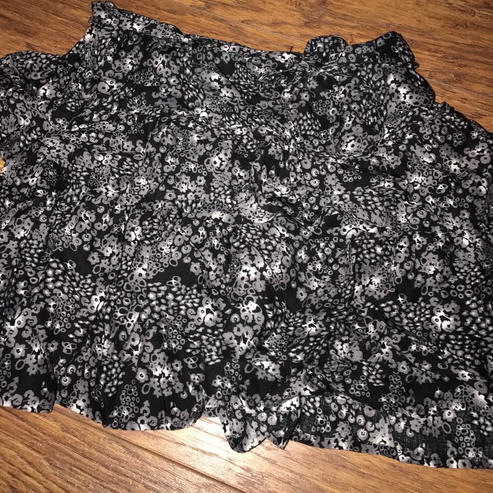 Flowy skirt