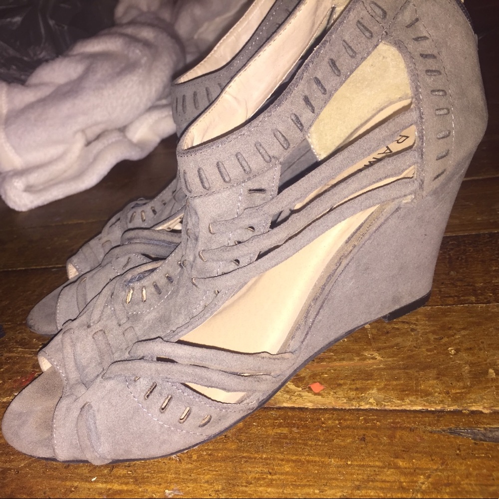 Wedges - Picture 2 of 5