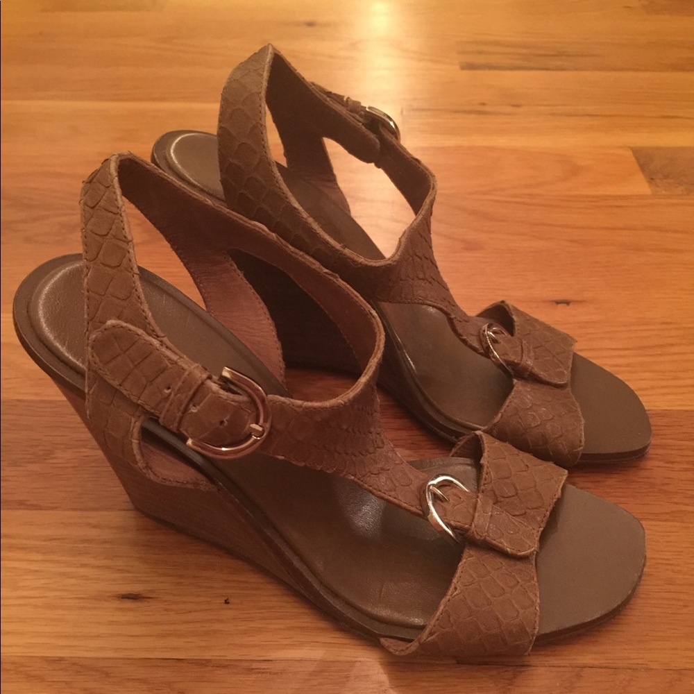 Sergio Rossi Snakeskin Wedge Sandals size 5