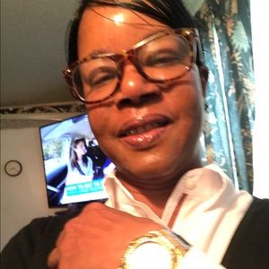 Meet your Posher, Cheryl